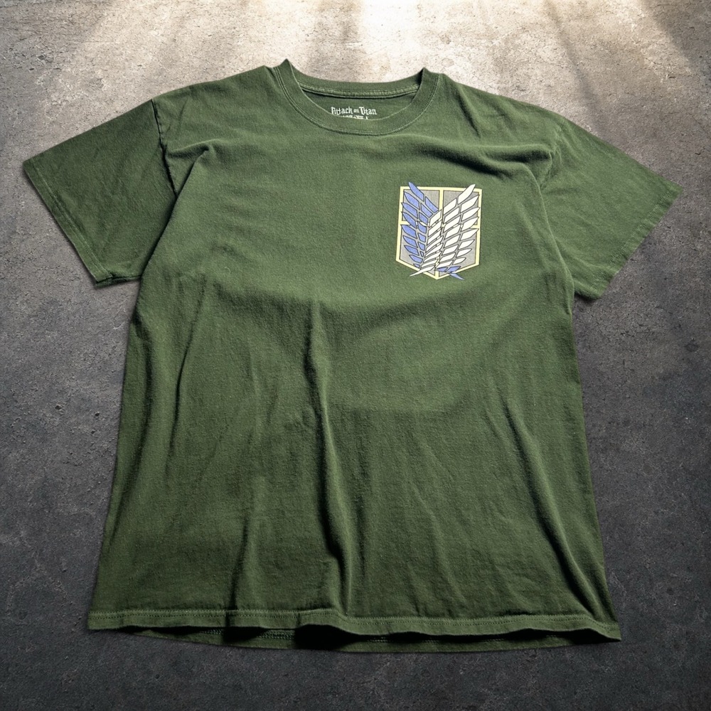 Attack on Titan Survey Corps Wings of Freedom Green Graphic Tee Size Large Retro